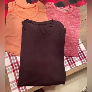 3 men’s lululemon shirts large